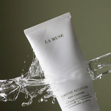 Load image into Gallery viewer, [LA MUSE] Perfume Recovery Body Exfoliating Cleanser 220ml
