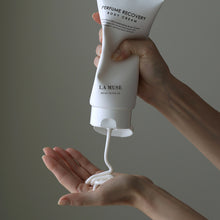 Charger l&#39;image dans la galerie, [LA MUSE] Perfume Recovery Body Cream 300ml
