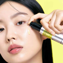 Charger l'image dans la galerie, [Celimax] The Vita - A Retinol Shot Tightening Serum - Fresh Mask Korean Beauty
