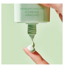 Charger l&#39;image dans la galerie, [Tocobo] Cica Calming Sun Serum SPF50+ PA++++ - Fresh Mask Korean Beauty
