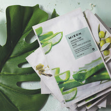 Carica l&#39;immagine nel visualizzatore di Gallery, [Mizon] Joyful Time Essence Aloe
